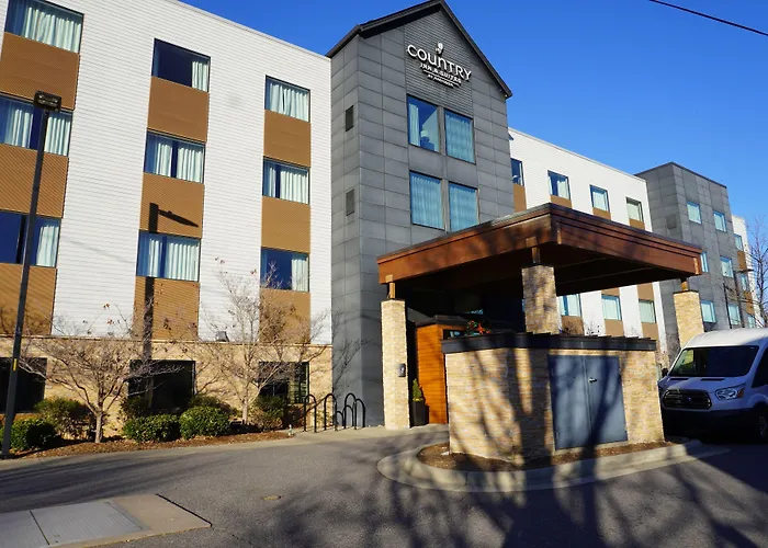 Country Inn & Suites By Radisson River Arts District